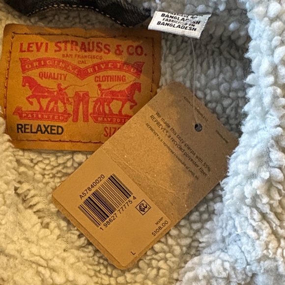 Levi's Men's Sherpa Lined Denim Jacket - Night Shadow Dark Wash - Picture 5 of 5